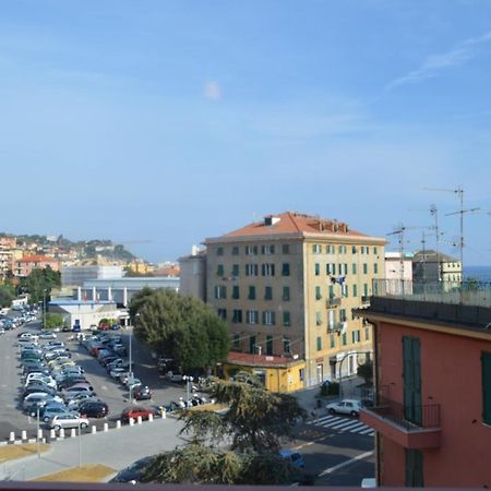 Genovese Villa Elena Appartamenti Varazze Exterior foto